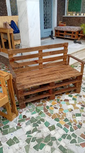 Sofá de madeira Pallet 2 lugares ou+