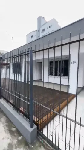 Casa Comercial 220M² Aluguel Anual Nações Balneário Camboriú