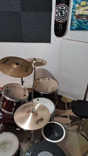 Bateria tagima pratos zeus