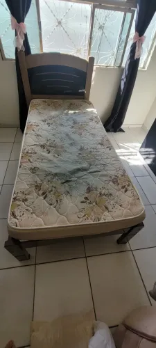Cama solteiro