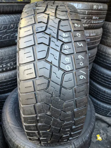 Pneu semi novo 205/60/16 Pirelli Scorpion