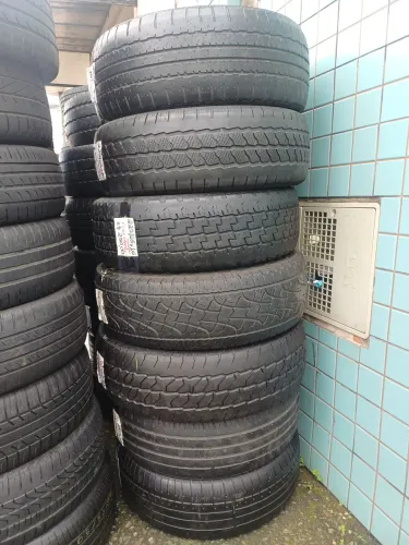 Pneus de carga usados