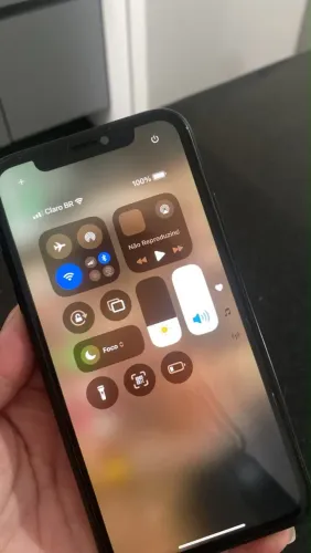 iPhone XR zerado 