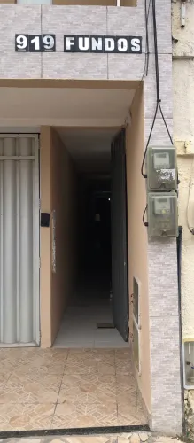 Aluguel de casa , no Amadeu Furtado.