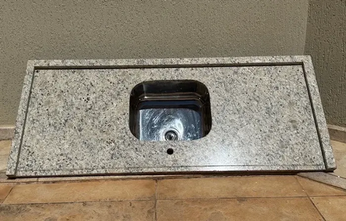 Oportunidade!!! Pia de granito Nova 1,40m