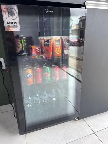 Expositor Midea novo sem avaria