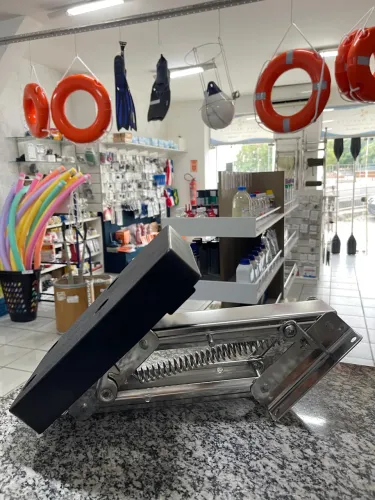 Suporte para motor de popa
