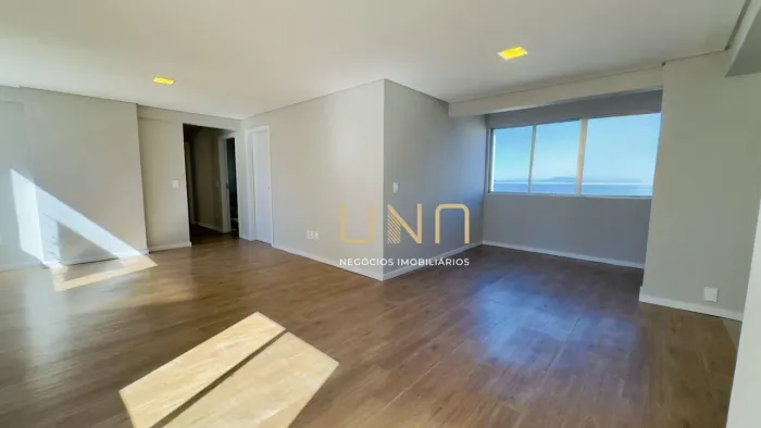 Apartamento com 4 dormitórios à venda, 129 m² por R$ 1.290.000,00 - Centro - Florianópolis