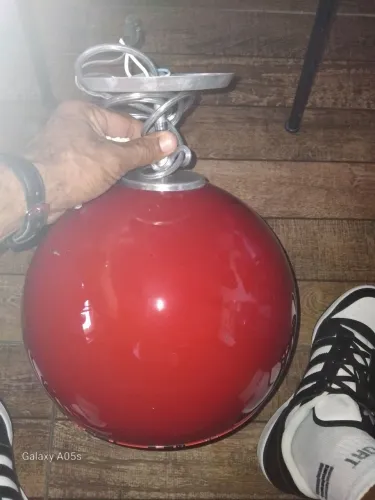 ILuminaria em vidro vermelha