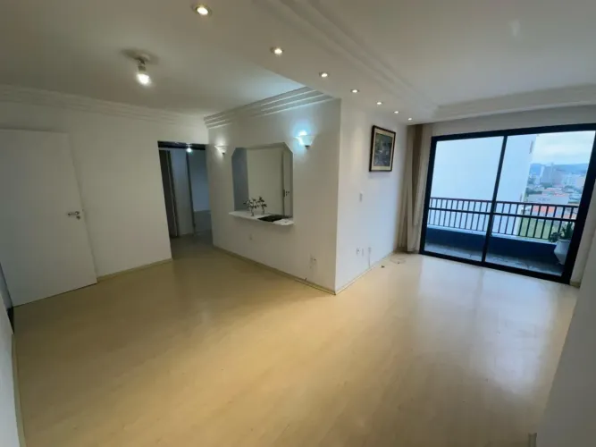 Apartamento para Venda em Sorocaba, Vila Leão, 3 dormitórios, 1 suíte, 2 banheiros, 2 vaga