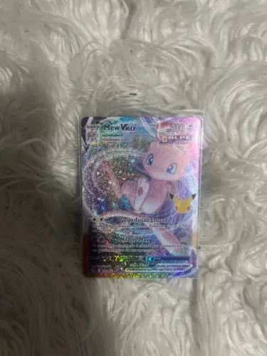 Carta Pokémon NM Mew Vmax coleção de 30 anos