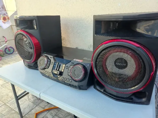LG Xboom 2350W RMS - POTENTE, GRAVE FORTE, PERFEITO PRA FESTA