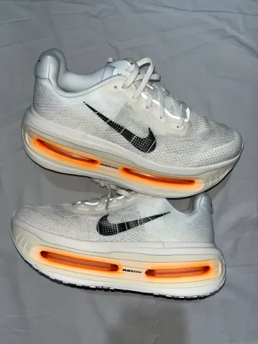 Nike Vomero Premium Sail Coconut Milk