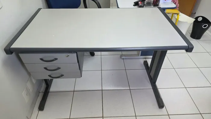 Mesa escritório