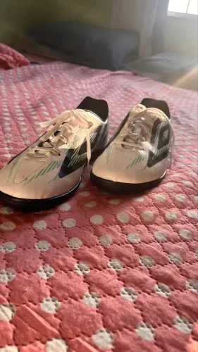 CHUTEIRA UMBRO ORIGINAL NOVA