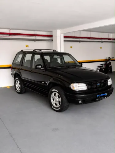 Ford Explorer Limited 5.0 4X4 V8 2000