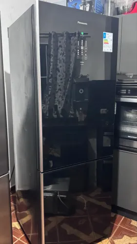 Geladeira fros free inversa preta espelhada semi nova 110v 