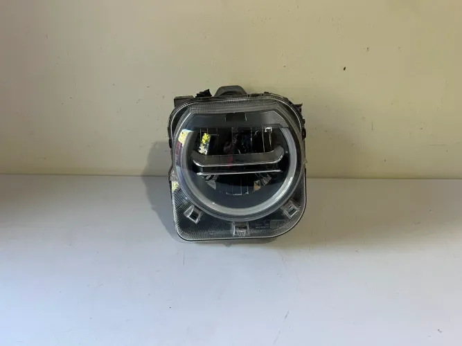 Farol direito Renegade 2022/2023/2024/2025/2026