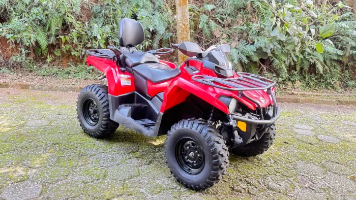 Quadriciclo can am outlander 570 4x4 