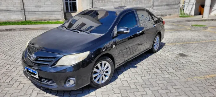 Toyota Corolla Altis 2.0 Flex 16V Aut. 2012