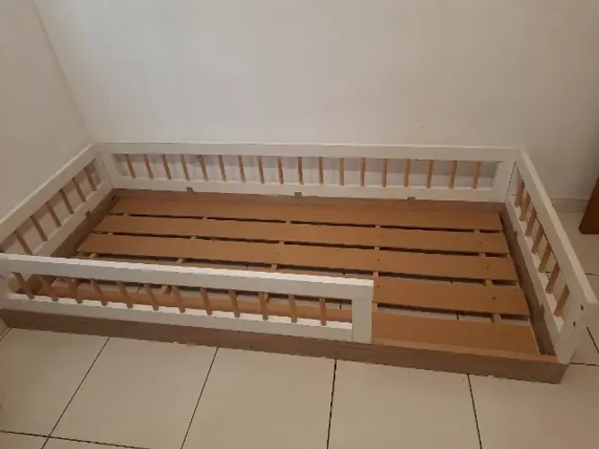 Cama Montessoriana