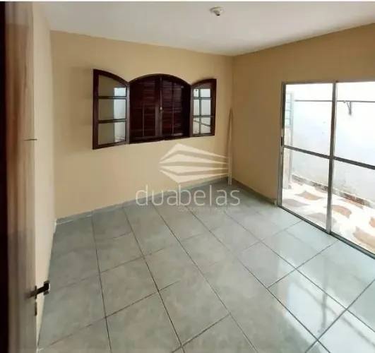 OPORTUNIDADE RARA CASA À VENDA NO PALMEIRAS DE SÃO JOSÉ EM SJC