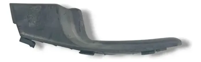 Moldura Churrasqueira Dian. Esquerdo Toyota Yaris 2020 2025 Preto