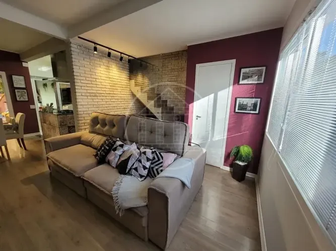 Sobrado para Locação com 3 Quartos e 2 Vagas no Rio Bonito | Condomínio Residencial Capado