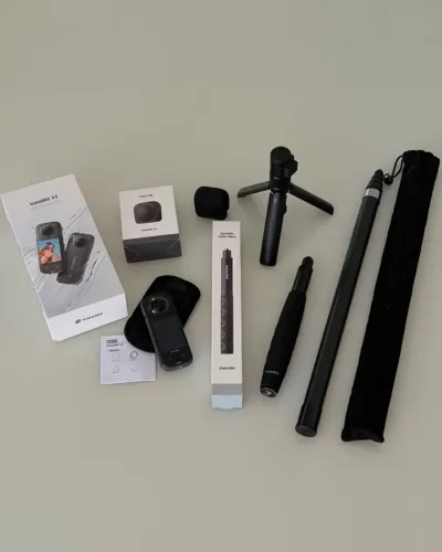 Câmera Insta360 X3 360° + kit completo de acessórios
