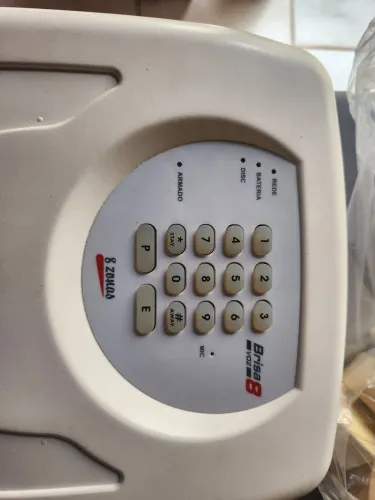Central de alarme Brisa 8 voz (usada)