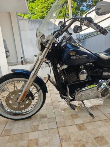 Dyna Super Glide Custom FXDC 2013 - Fino Trato