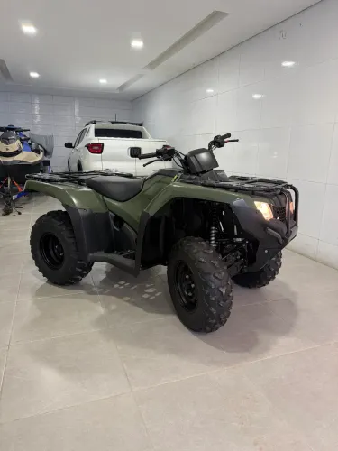 Quadriciclo Honda TRX 420 Fourtrax em estado de zero