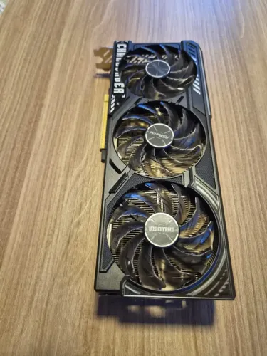 Placa de Vídeo AMD Radeon RX 9070 XT ASRock Challenger 16GB