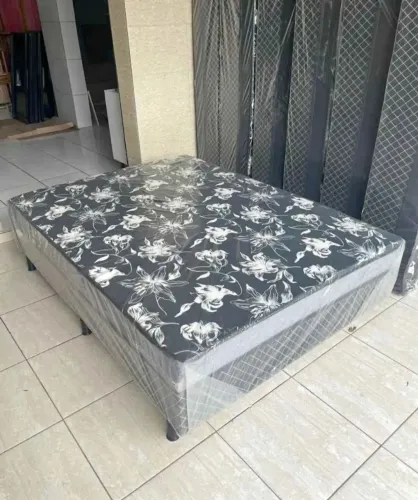 Cama box casal