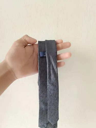 Gravata Masculina cinza 