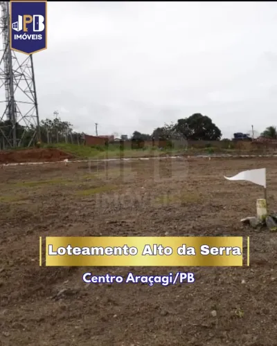 Imóvel para venda possui 200 metros quadrados em Centro - Araçagi - PB