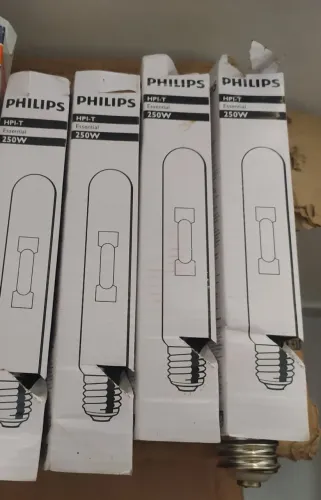 04 Lâmpadas Philips HPI-T 250w