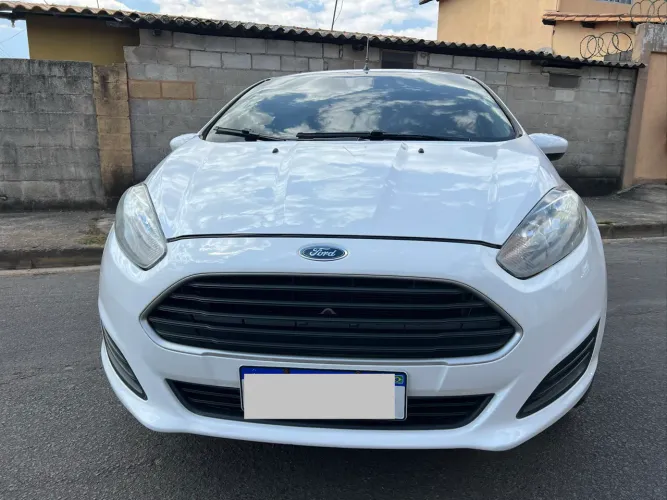 Ford Fiesta 1.5 16V Flex Mec. 5P 2015