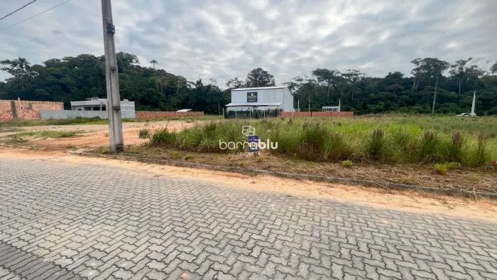 Terreno com 360m² 12x30 - Bairro Nova Barra Velha