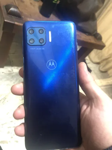 Celular motorola moto g5g PLUS!