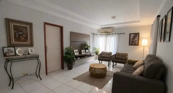 Casa com 3 quartos à venda no Centro Político - 110m - Condomínio Bosque dos Ipes