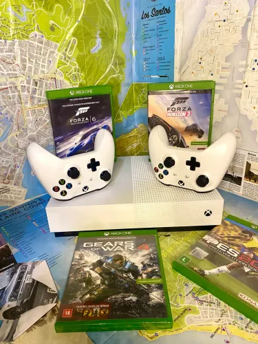 xbox one s 1TB all digital(entrego em curitiba)