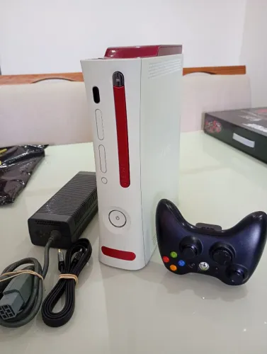 Xbox 360 FAT (arcade) RGH3+ltu2 sistema Aurora com 41 jogos