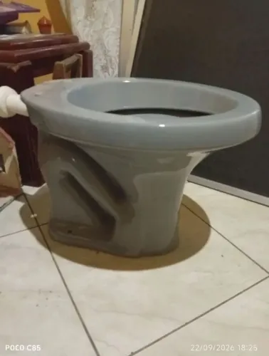 Vaso Sanitário e pia com coluna (cinza)