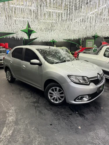 Renault Logan Expression Hi-flex 1.6 8V 4P 2015