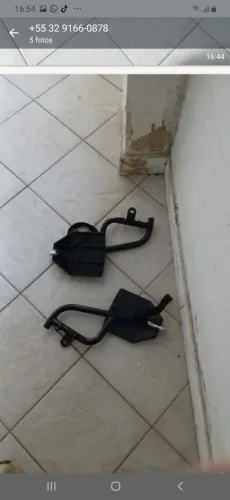 Vendo uma cadeira de rodas