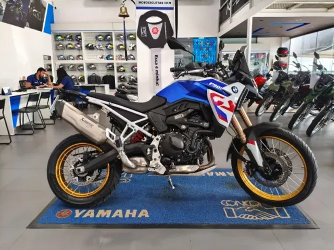 F900 GS TROPHY PRO BRANCA