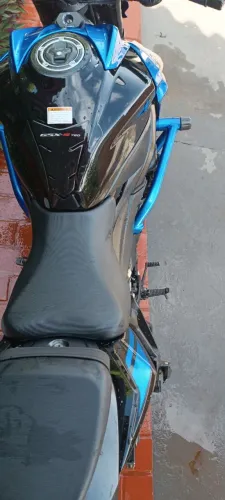 Vendo moto gsx 750