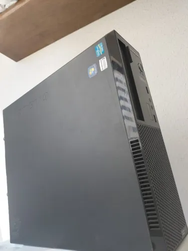 Computador de Mesa + Monitor