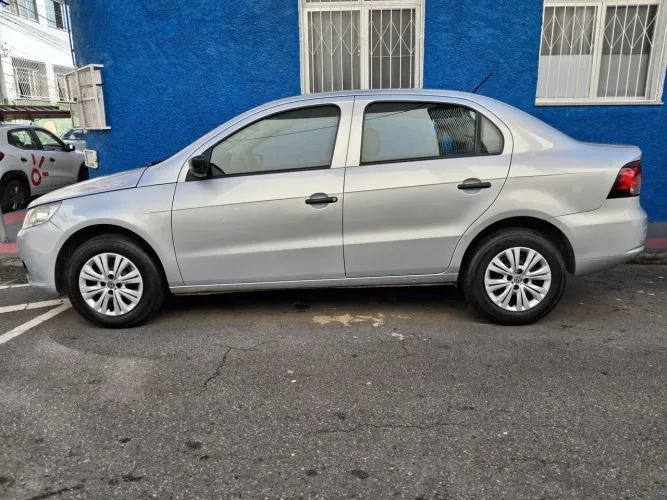 Volkswagen Voyage Trend 1.6 MI Total Flex 8V 4P 2012